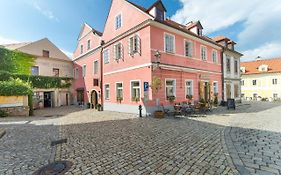 Hotel Latran