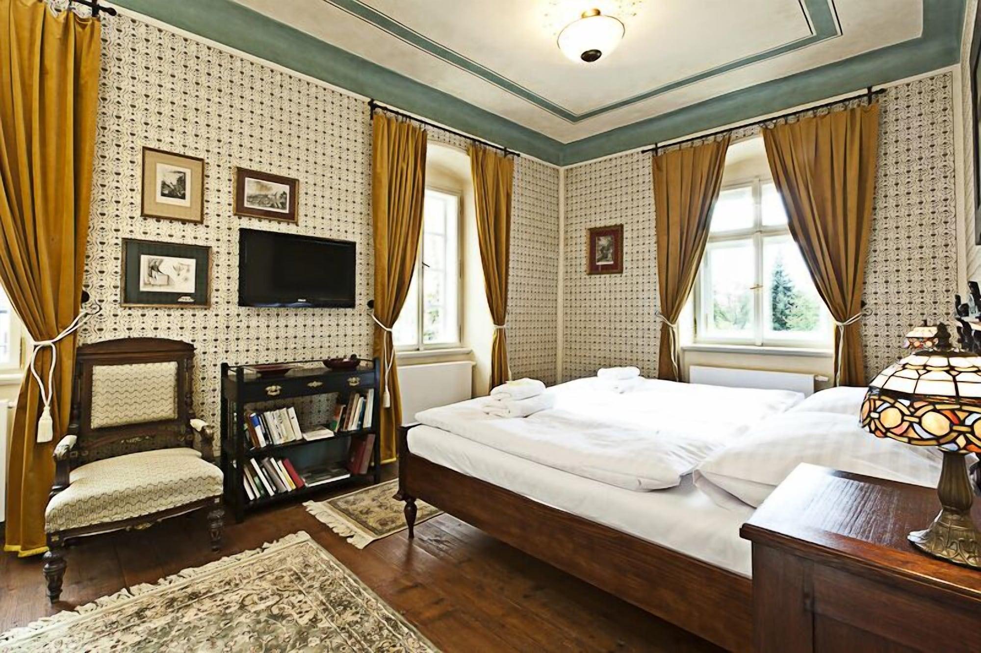 Hotel Latran Czeski Krumlow Zewnętrze zdjęcie