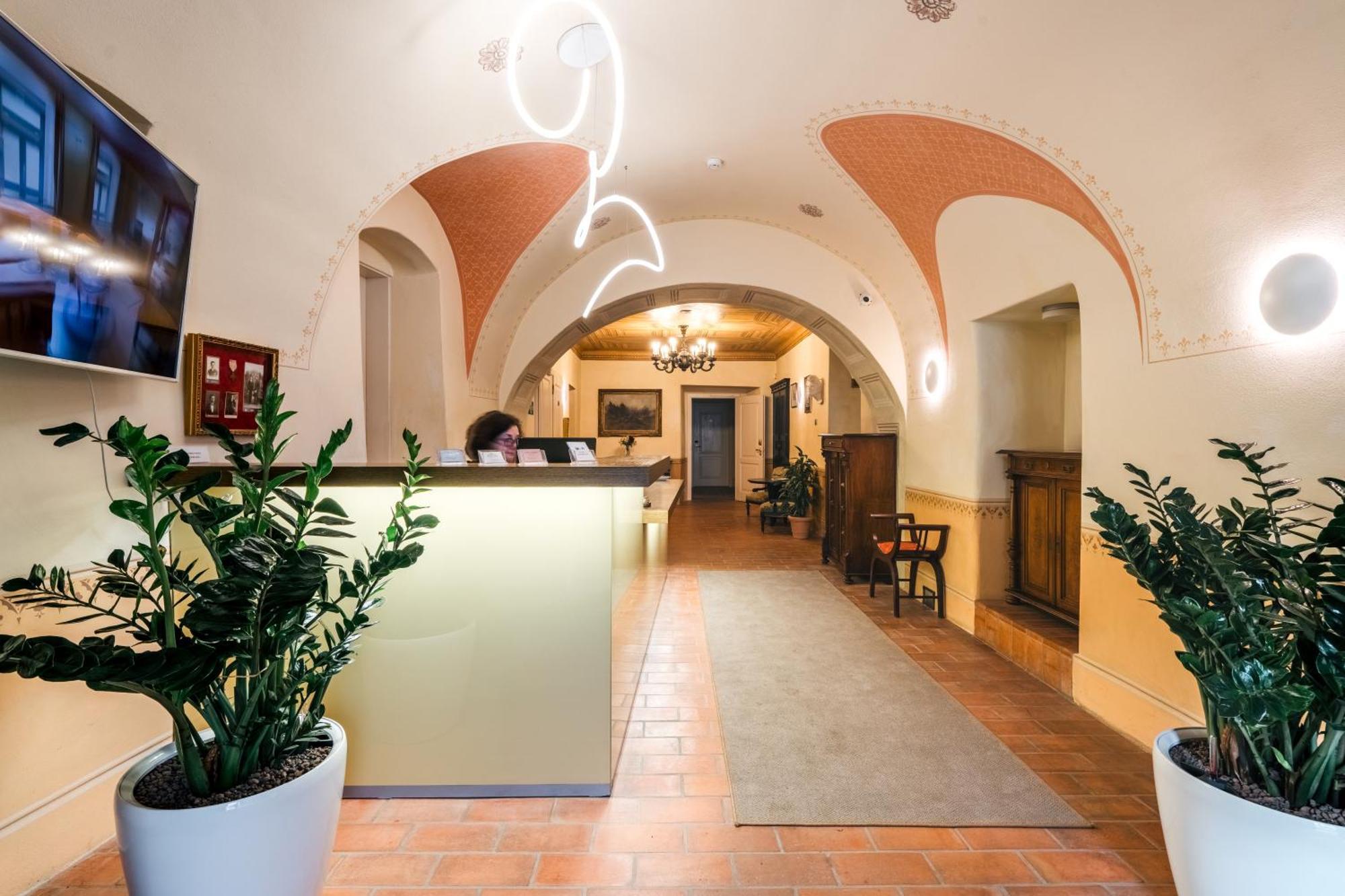 Hotel Latran Czeski Krumlow Zewnętrze zdjęcie